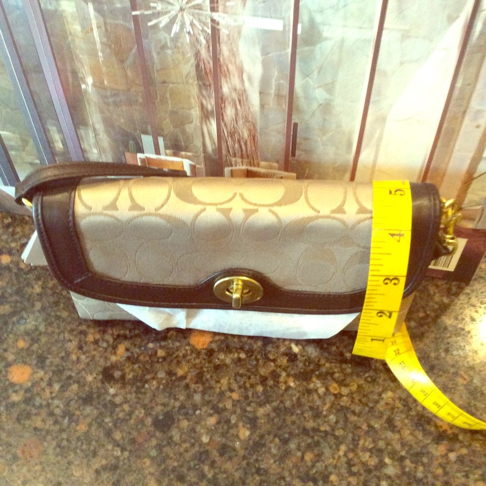 ❤️SALE❤️ Coach Mini Bag - Picture 8 of 9